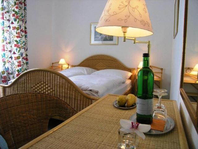 Hotel Villa Constantia Радебойл Стая снимка