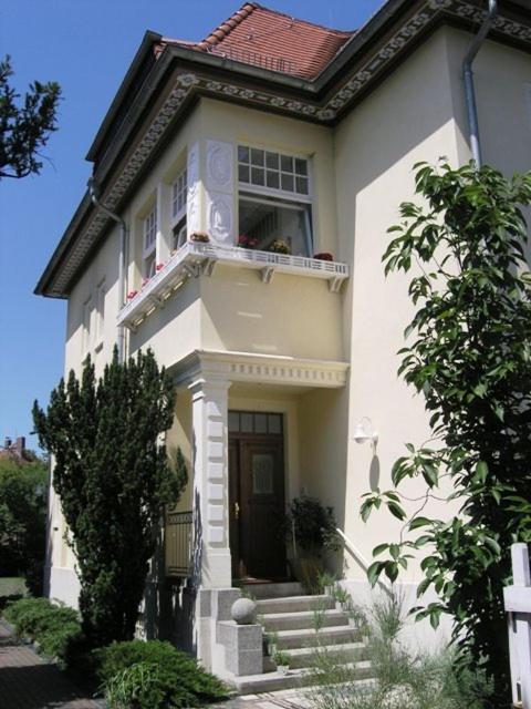 Hotel Villa Constantia Радебойл Екстериор снимка