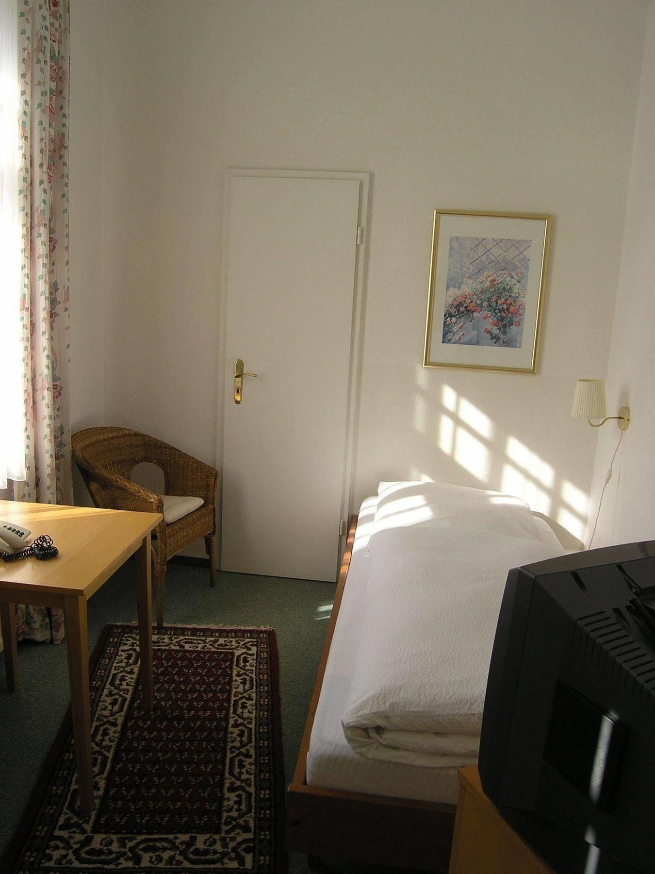 Hotel Villa Constantia Радебойл Екстериор снимка